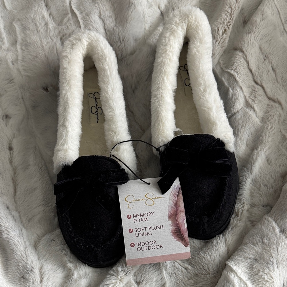 Jessica Simpson Black and White Women's Slippers